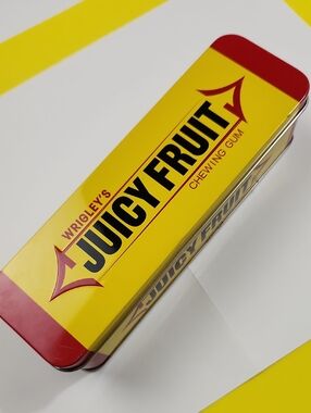 Vintage Wrigley's Juicy Fruit Chewing Gum Collectible Metal Hinged Tin